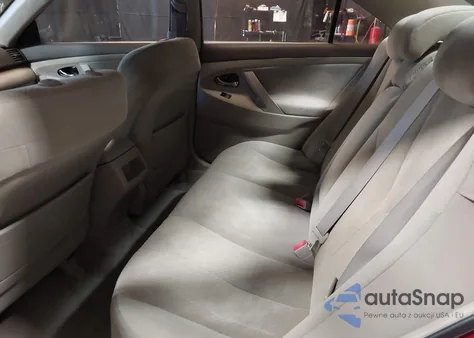 2008 Toyota Camry Le z USA, uszkodzony, nr VIN 4T1BE46KX8U247763